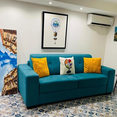 Duba House Holiday Home ปาแลร์โม ภายนอก รูปภาพ