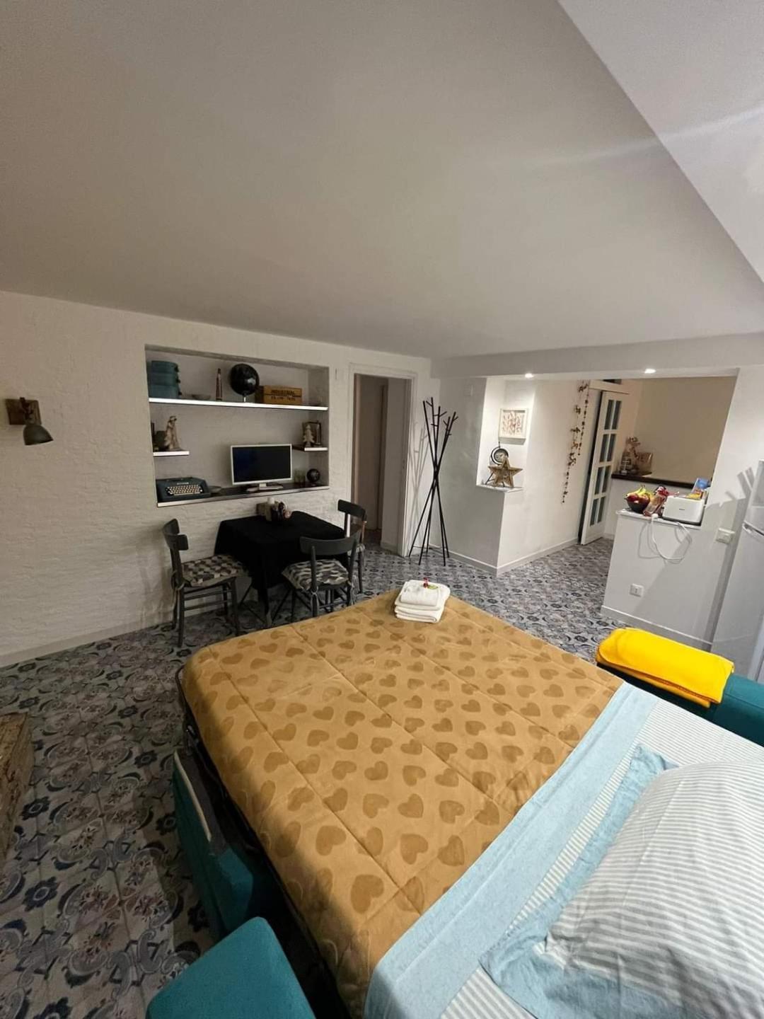 Duba House Holiday Home ปาแลร์โม ภายนอก รูปภาพ