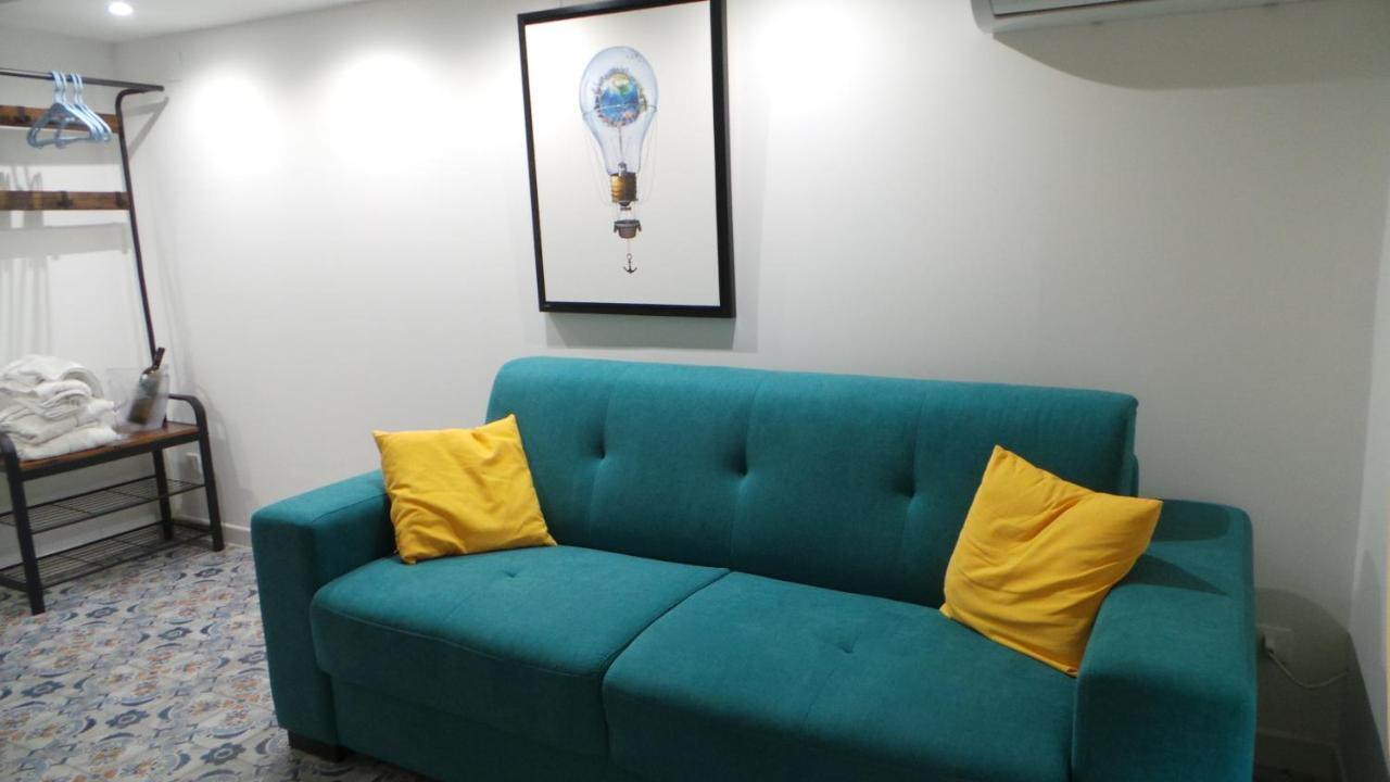 Duba House Holiday Home ปาแลร์โม ภายนอก รูปภาพ